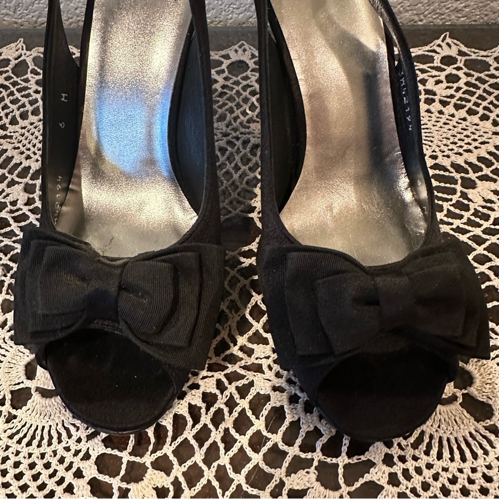 Stuart Weitzman Black Bow Open Toe Slingback Pumps - image 6